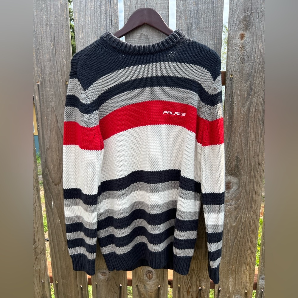 2023 PALACE sweater. Worn once, excellent condition,